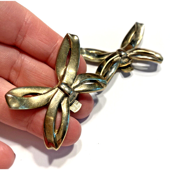 Vintage Silvertone Metal Shoe Clips Unique Bows Collectible Jewelry for Shoes - Picture 2 of 7